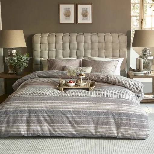 Bedframe Room 48