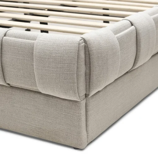 Bedframe Room 48