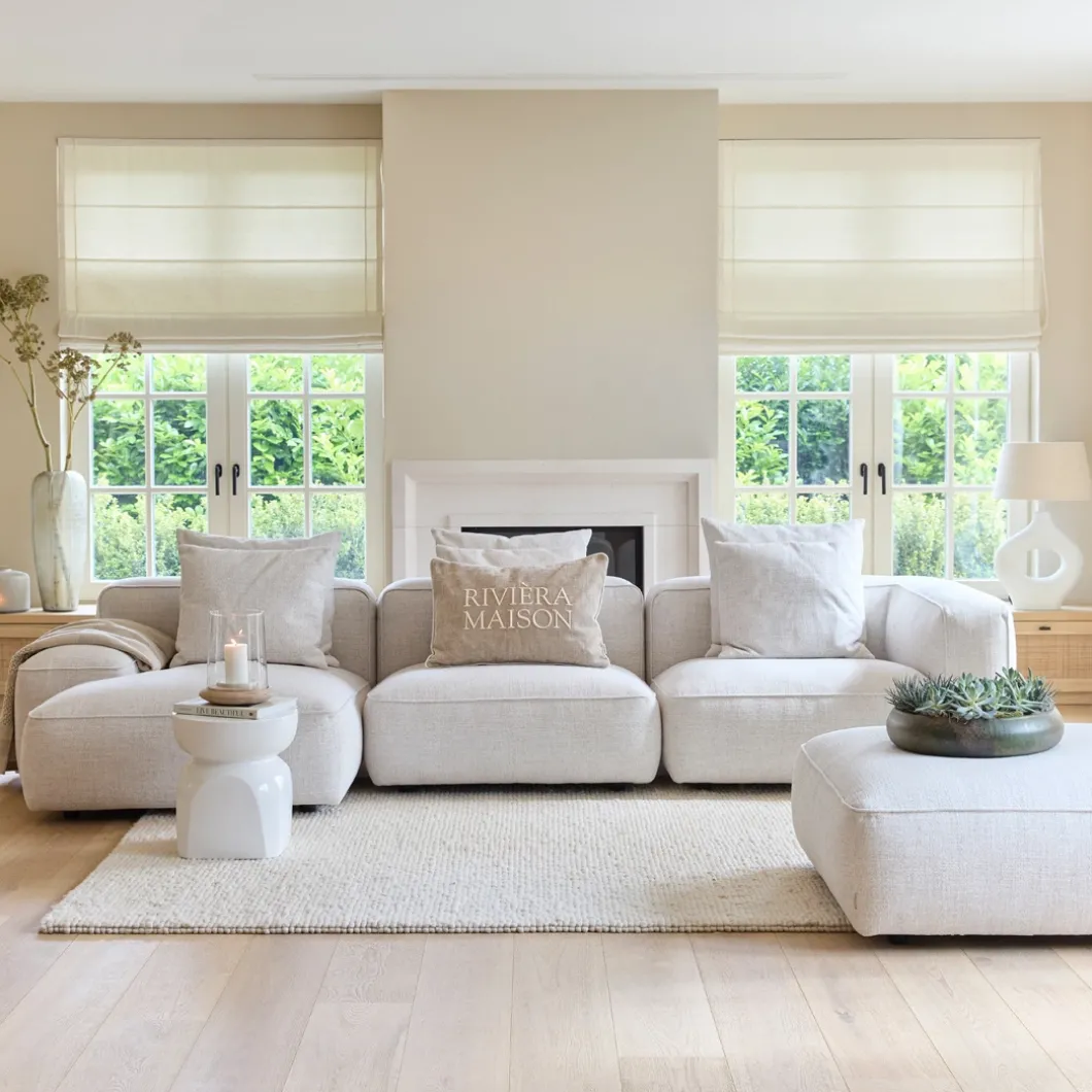 Voetenbank Hamilton, Wit