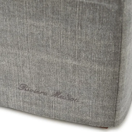 Voetenbank Metropolis, Grey